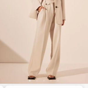 Oversized pantsuit